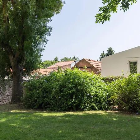 Villa Poets Atelier *