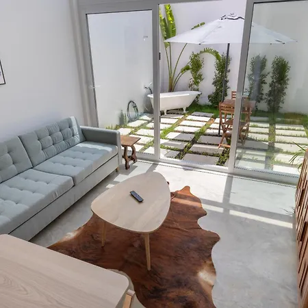 Poets Atelier Villa *