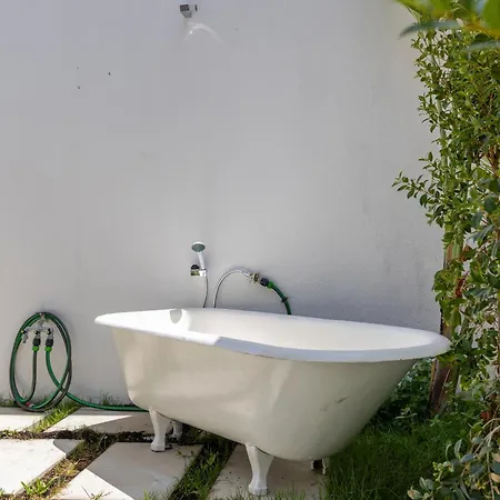 Poets Atelier * Oeiras