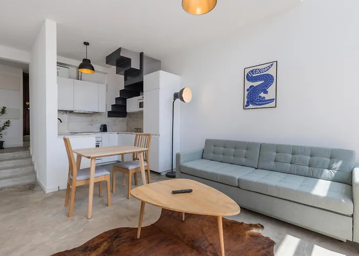 Poets Atelier Vila Oeiras