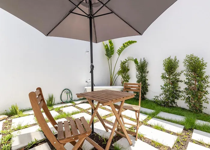 Vila Poets Atelier *