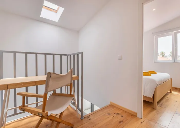 Poets Atelier * Oeiras