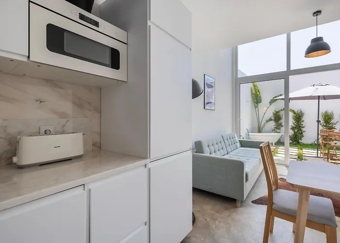 Poets Atelier Oeiras