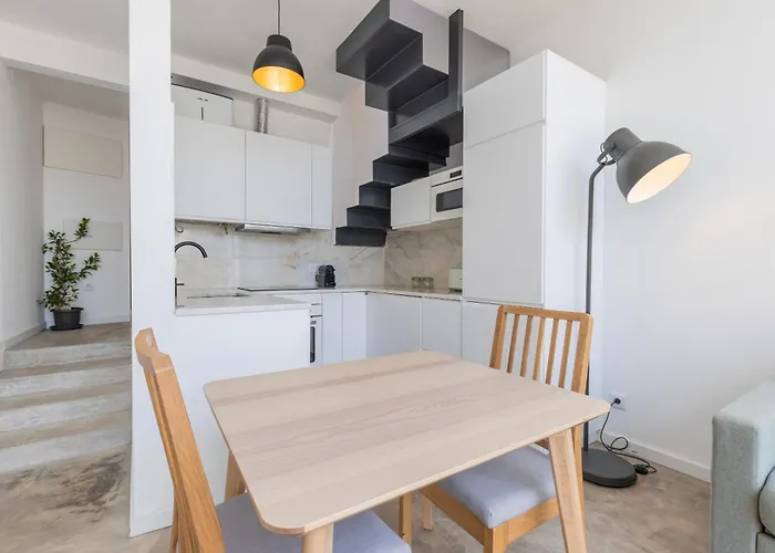 Vila Poets Atelier *