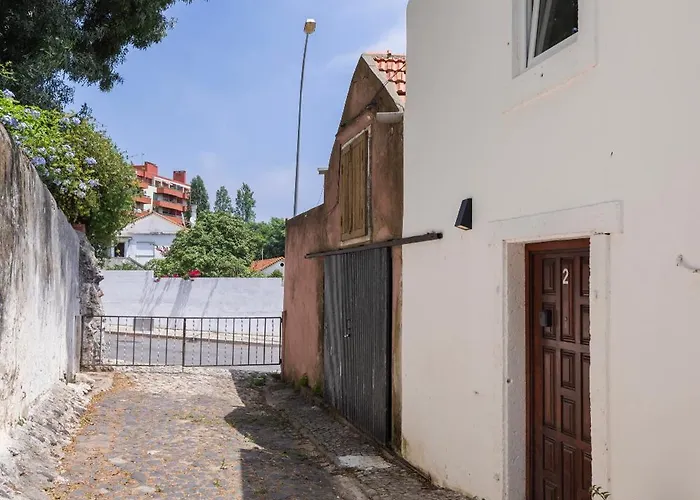 Poets Atelier Oeiras