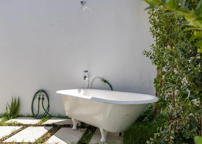 Poets Atelier * Oeiras