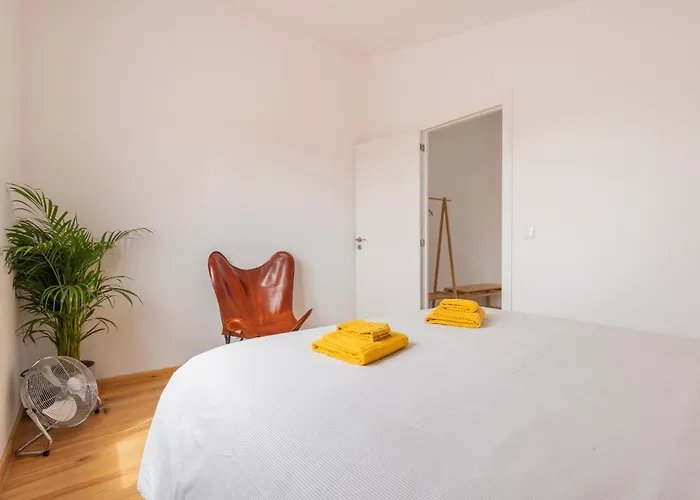 Poets Atelier Vila Oeiras